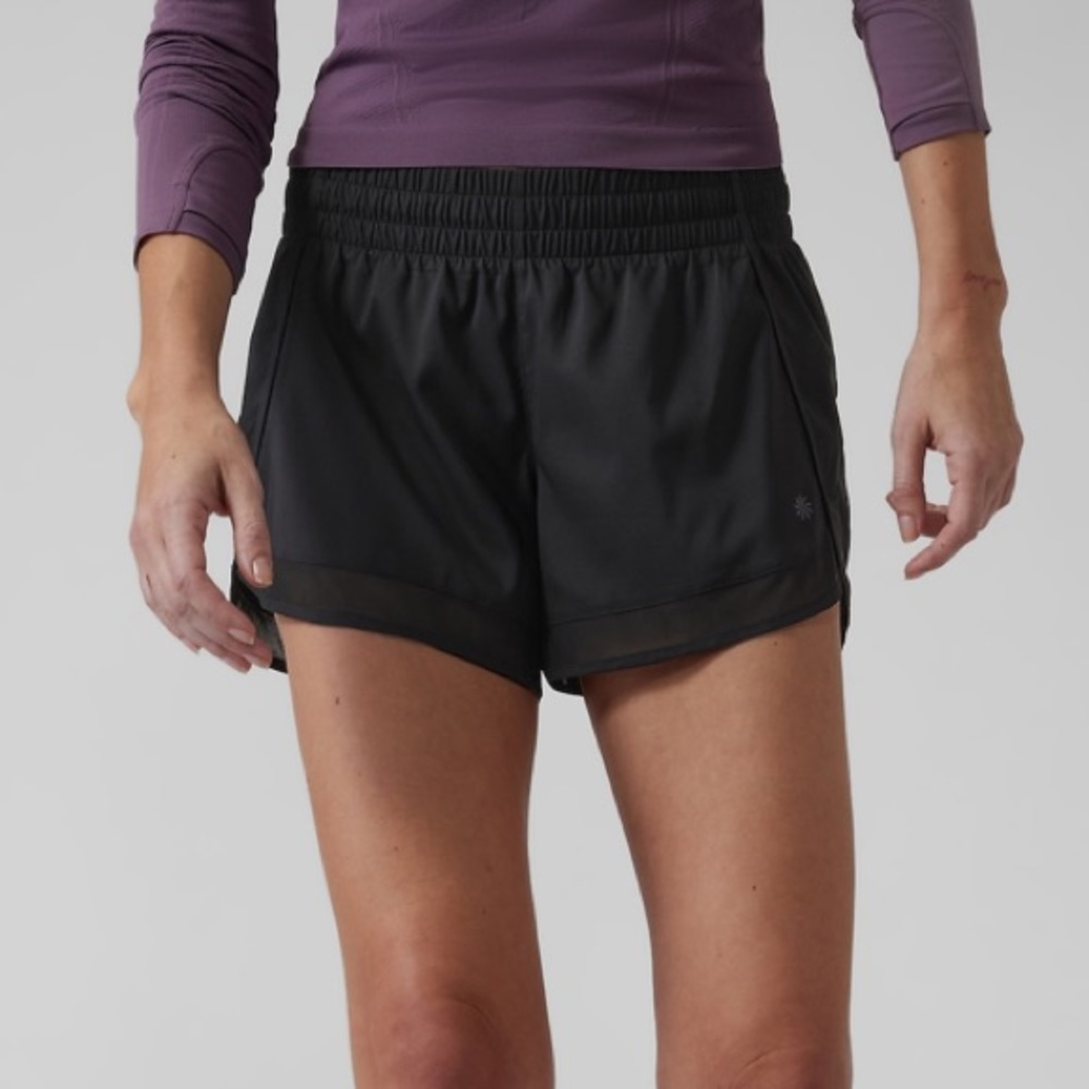 Athleta Mesh Racer Run Short 4”